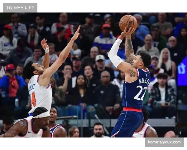 快船三分雨战术击溃尼克斯防线 39投18中外线火力重塑进攻生态